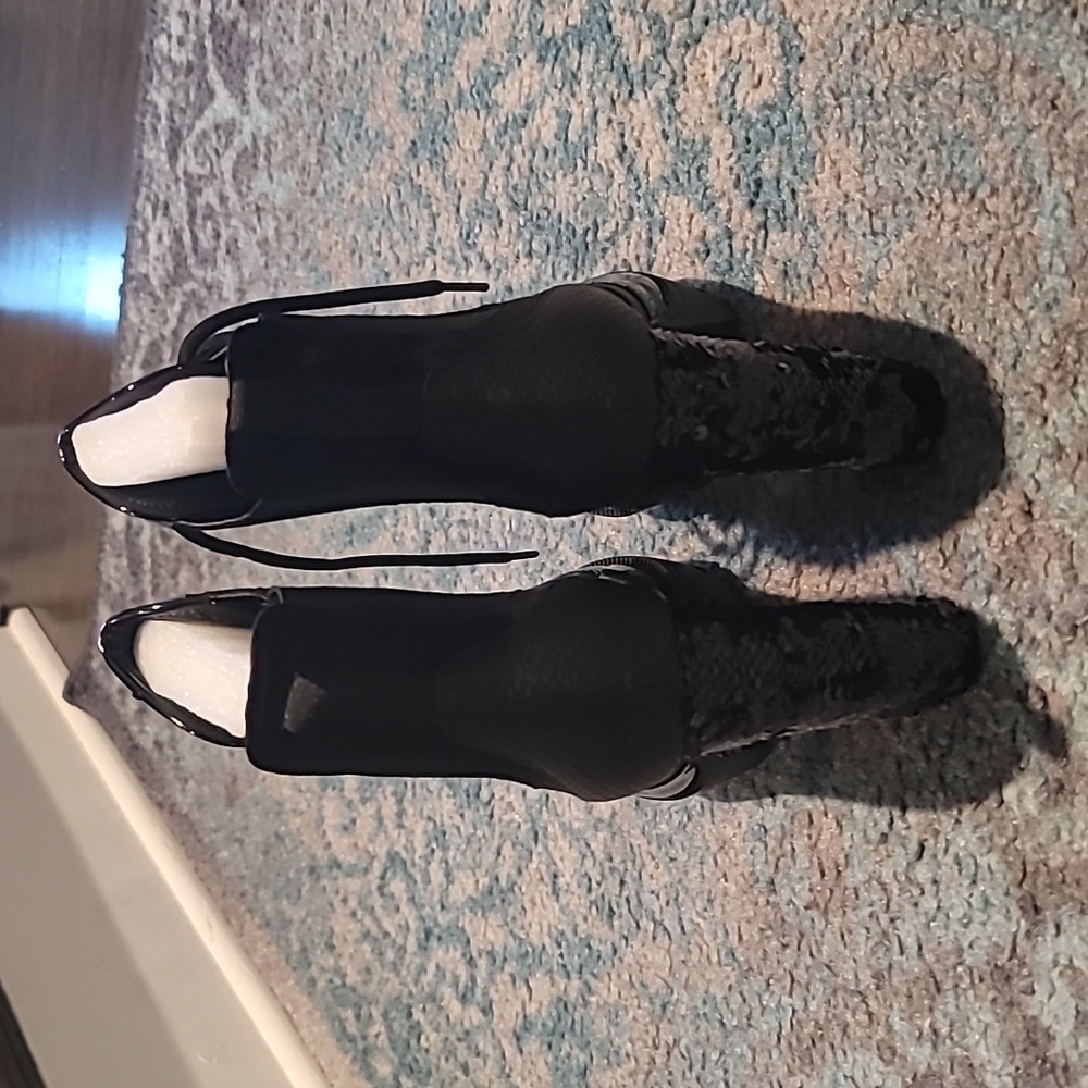 Shoes - Picture 3 of 3